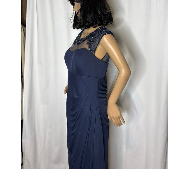 DAVID'S BRIDAL long beaded illusion cap-sleeve dress size 12 - Picture 16 of 17